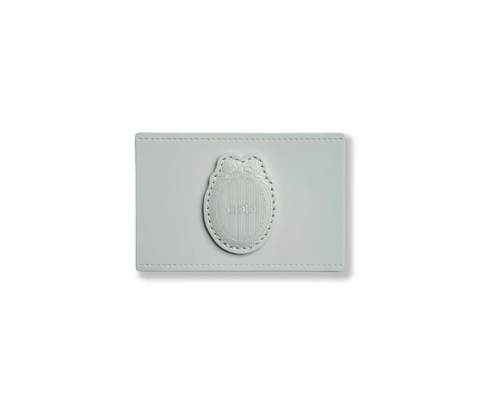 custom‑garment‑leather-labels-32.jpg