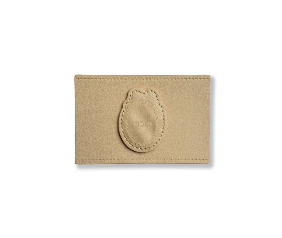 custom‑garment‑leather-labels-35.jpg